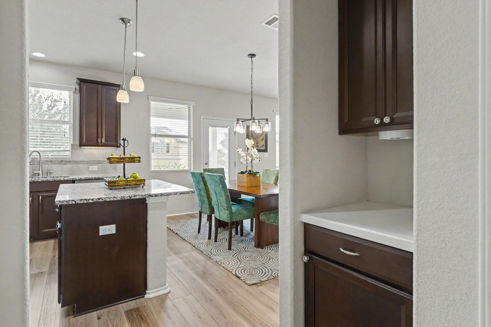 7424 Sunset Heights CIR # 26 Unit: F-26