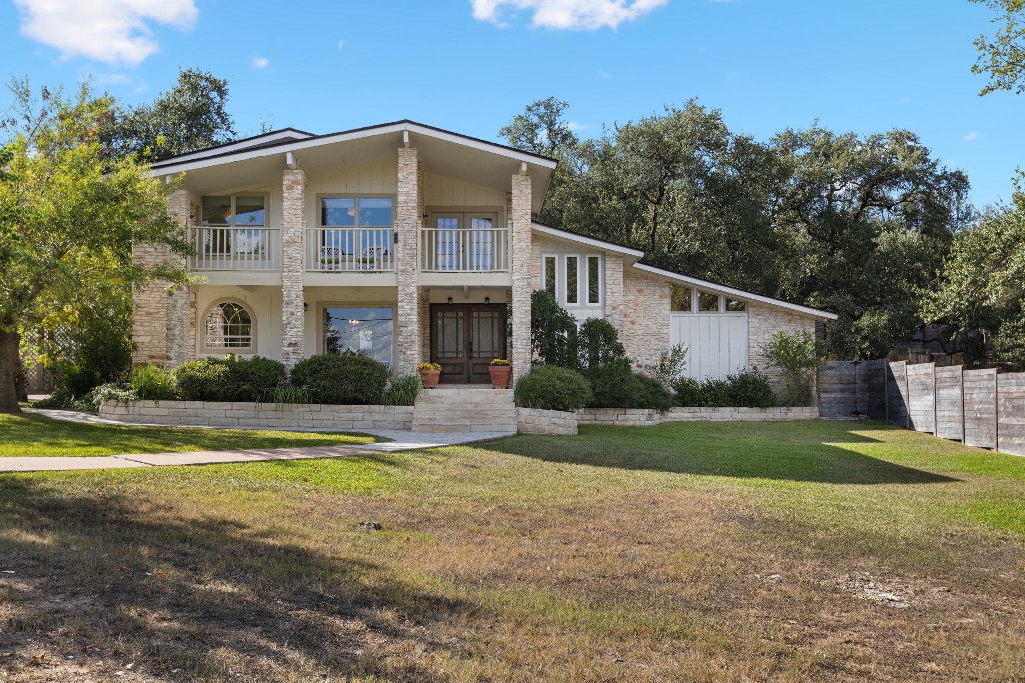 820 Castle Ridge RD
