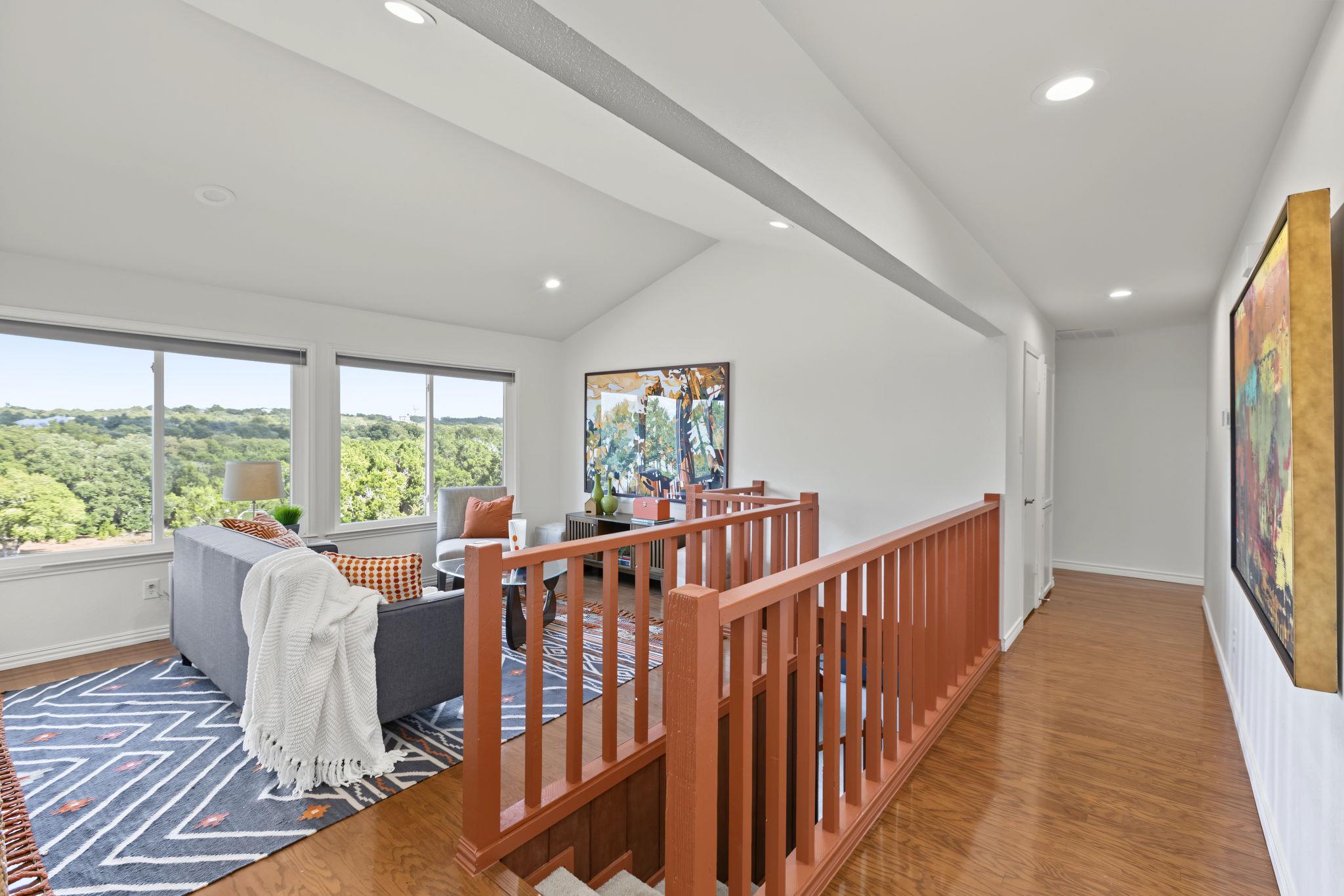 3 Laurel Hill ST