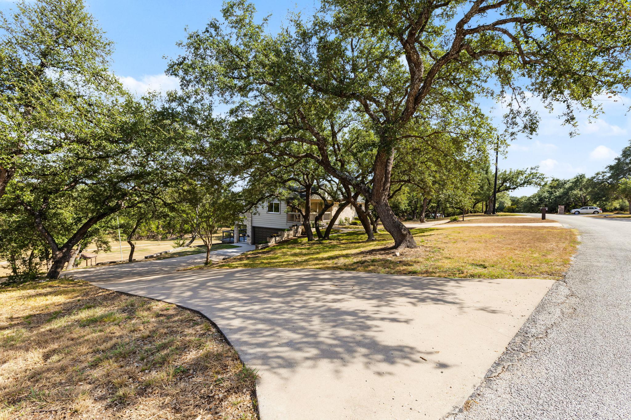 3 Laurel Hill ST