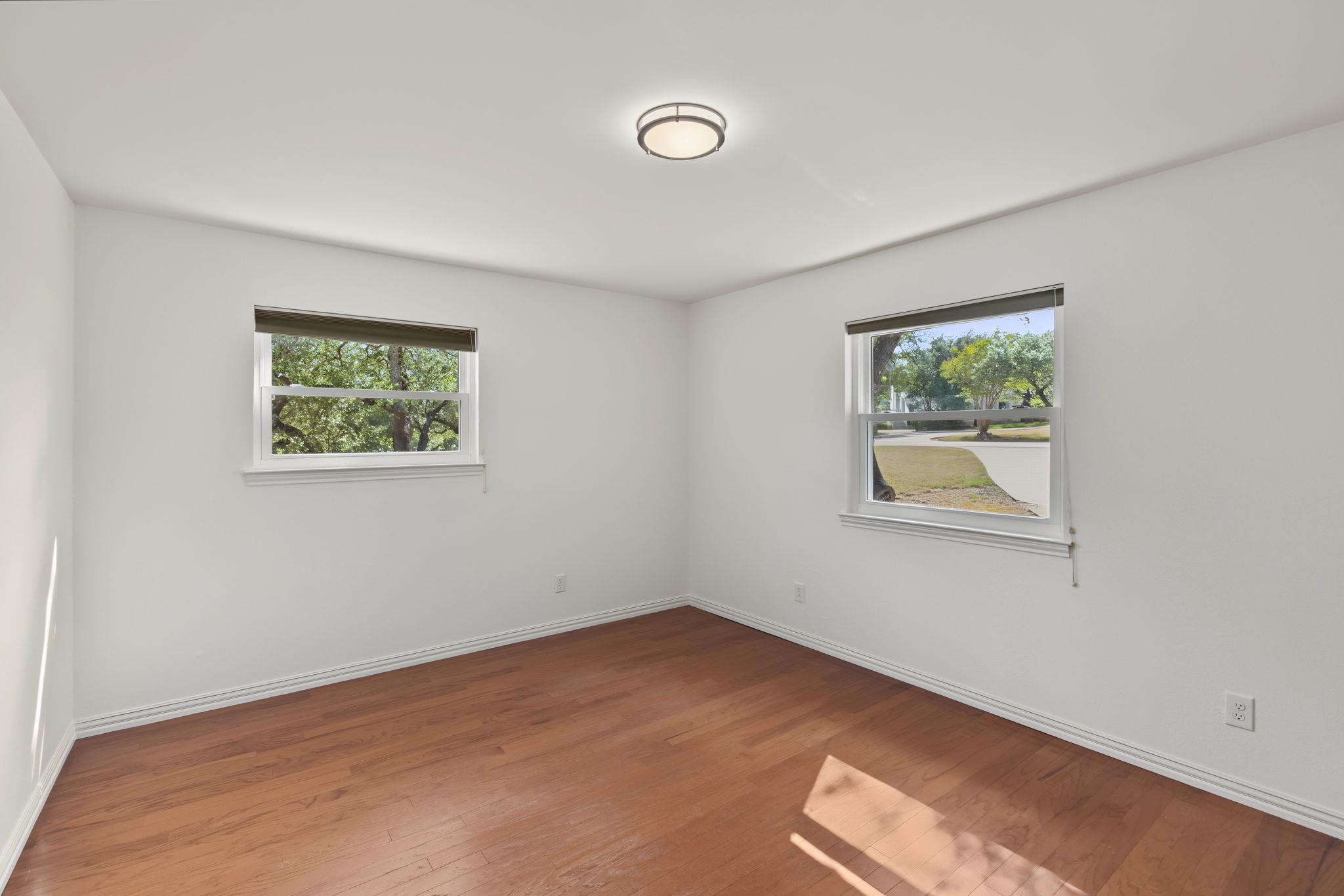 3 Laurel Hill ST