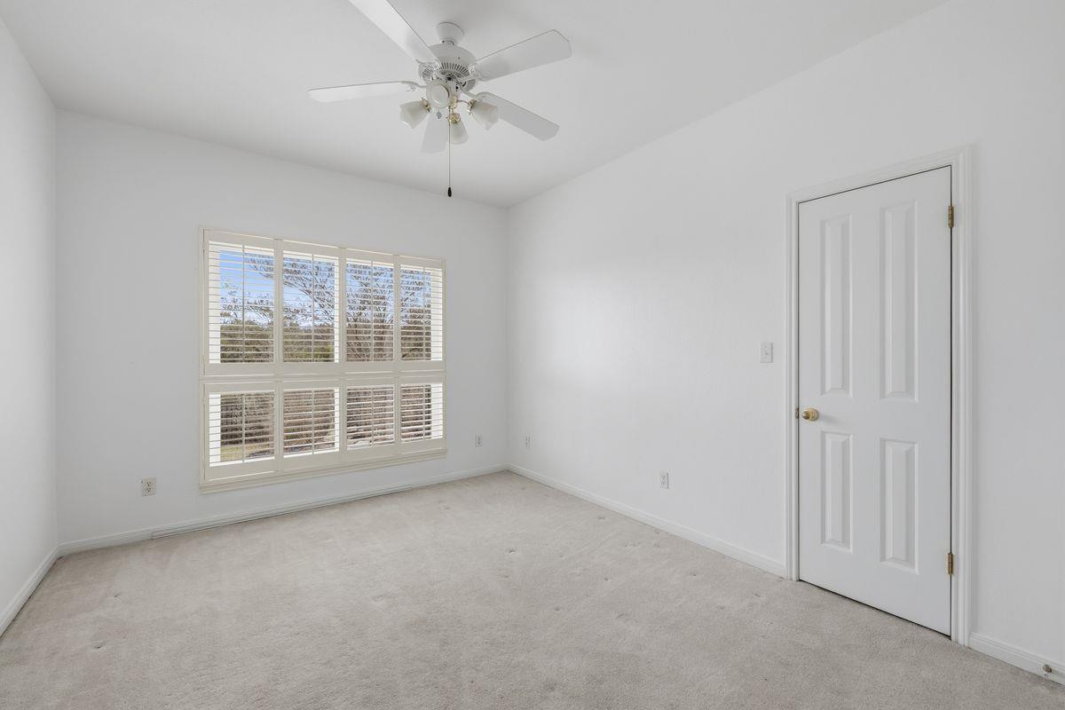 1015 Sunset Canyon DR N