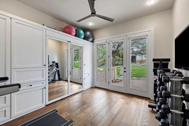 8400 Blazyk DR
