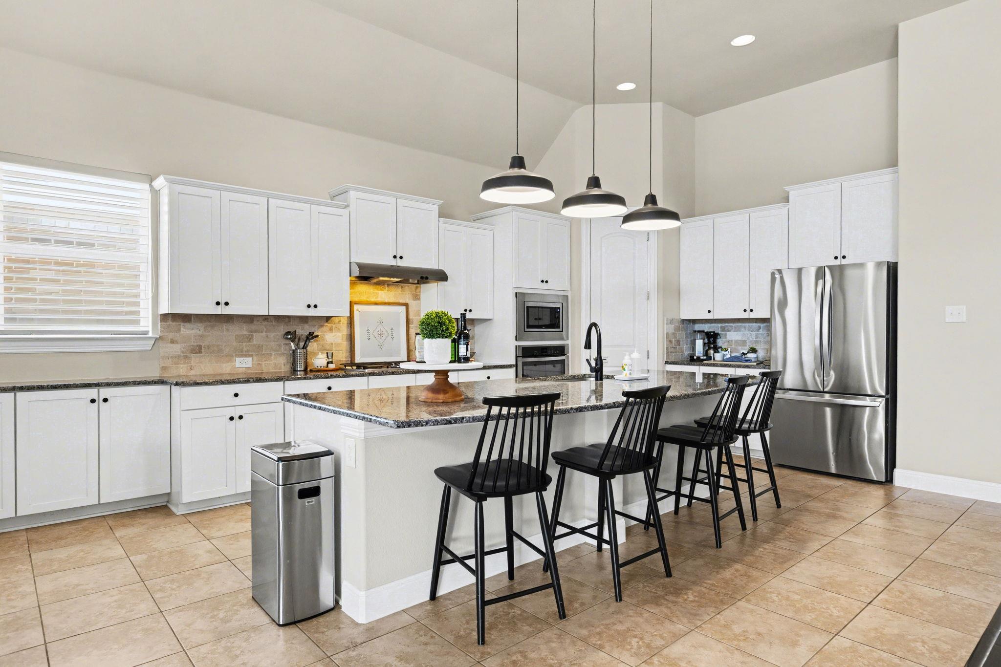 549 Clear Springs HOLW