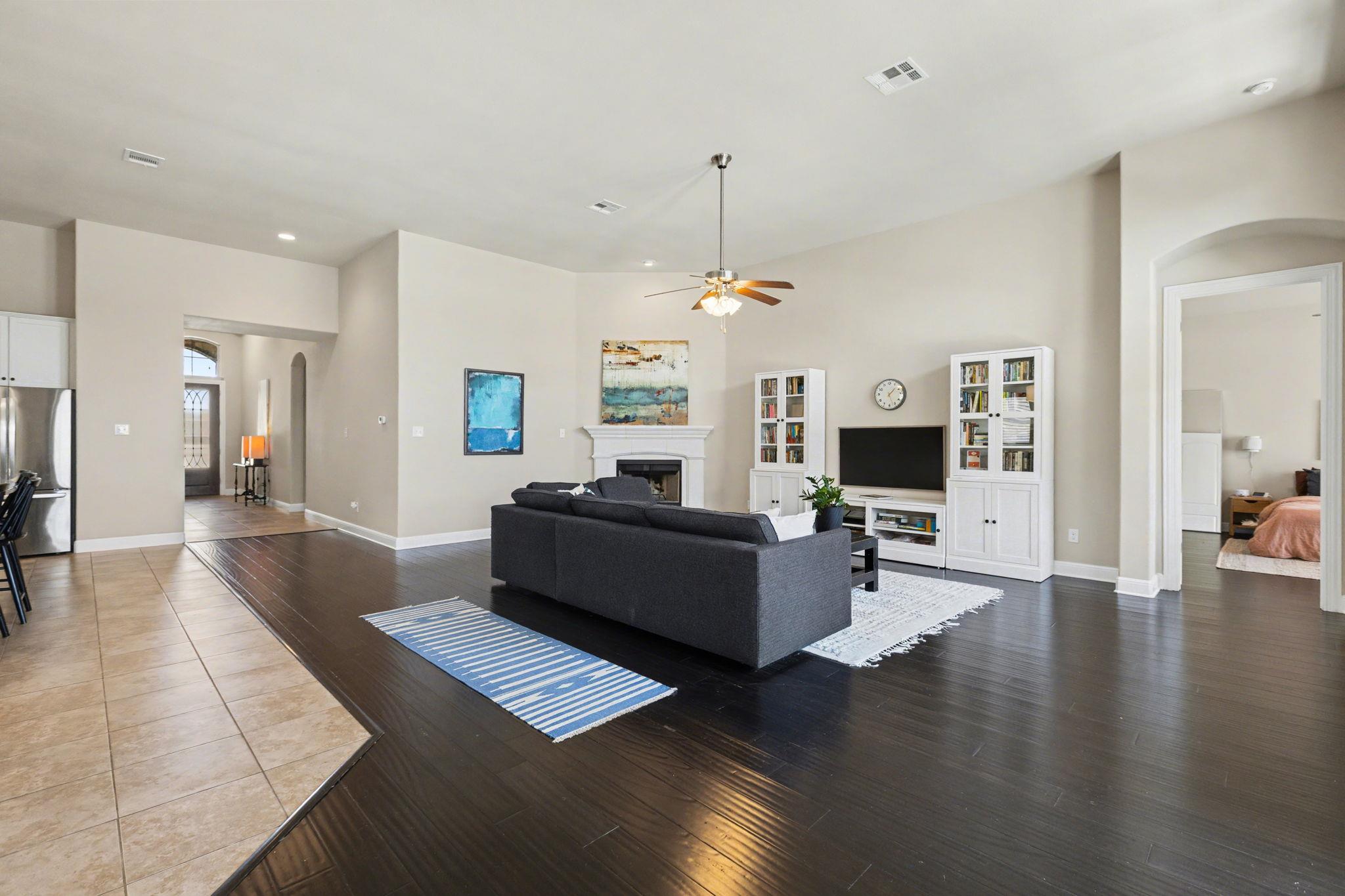 549 Clear Springs HOLW