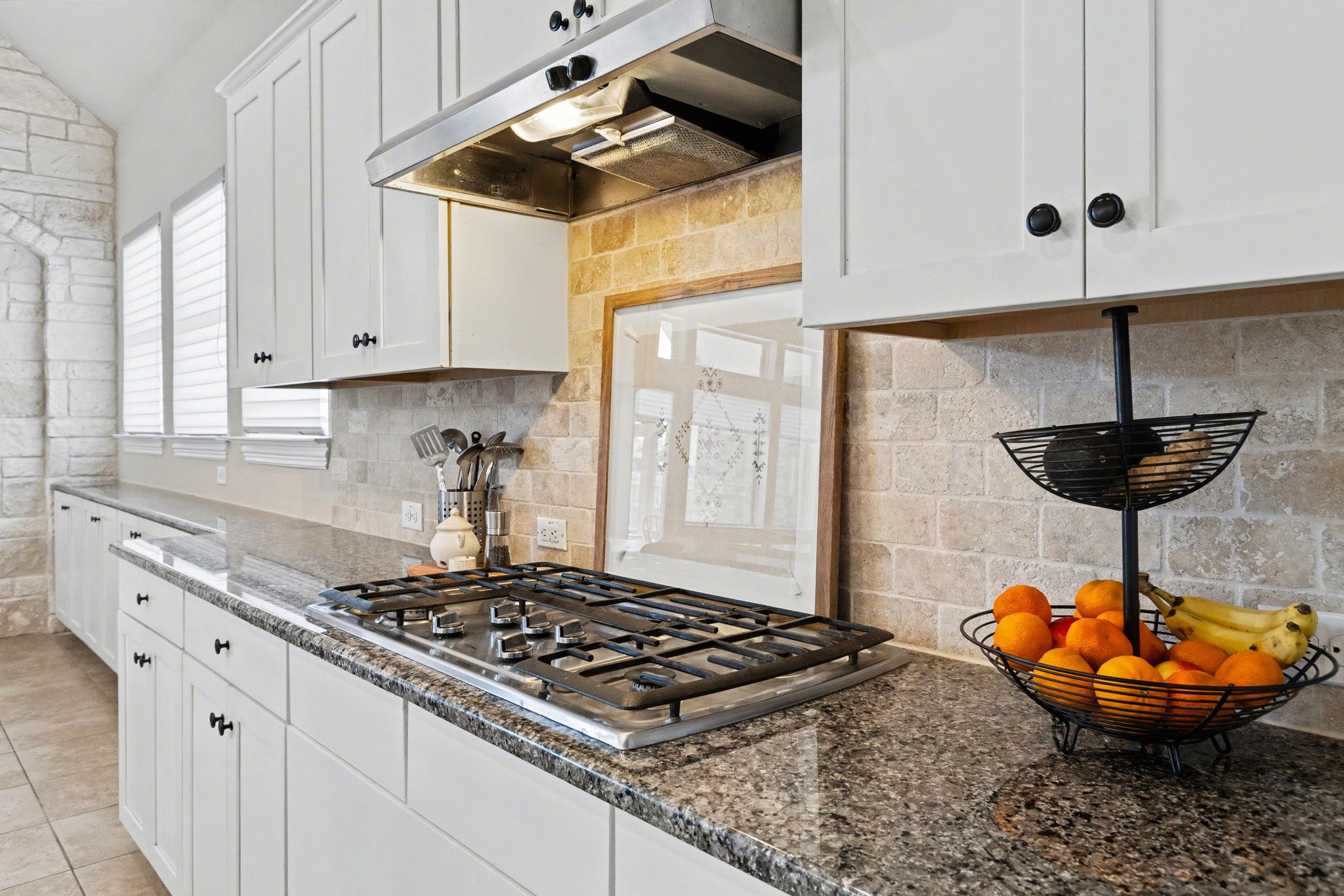 549 Clear Springs HOLW