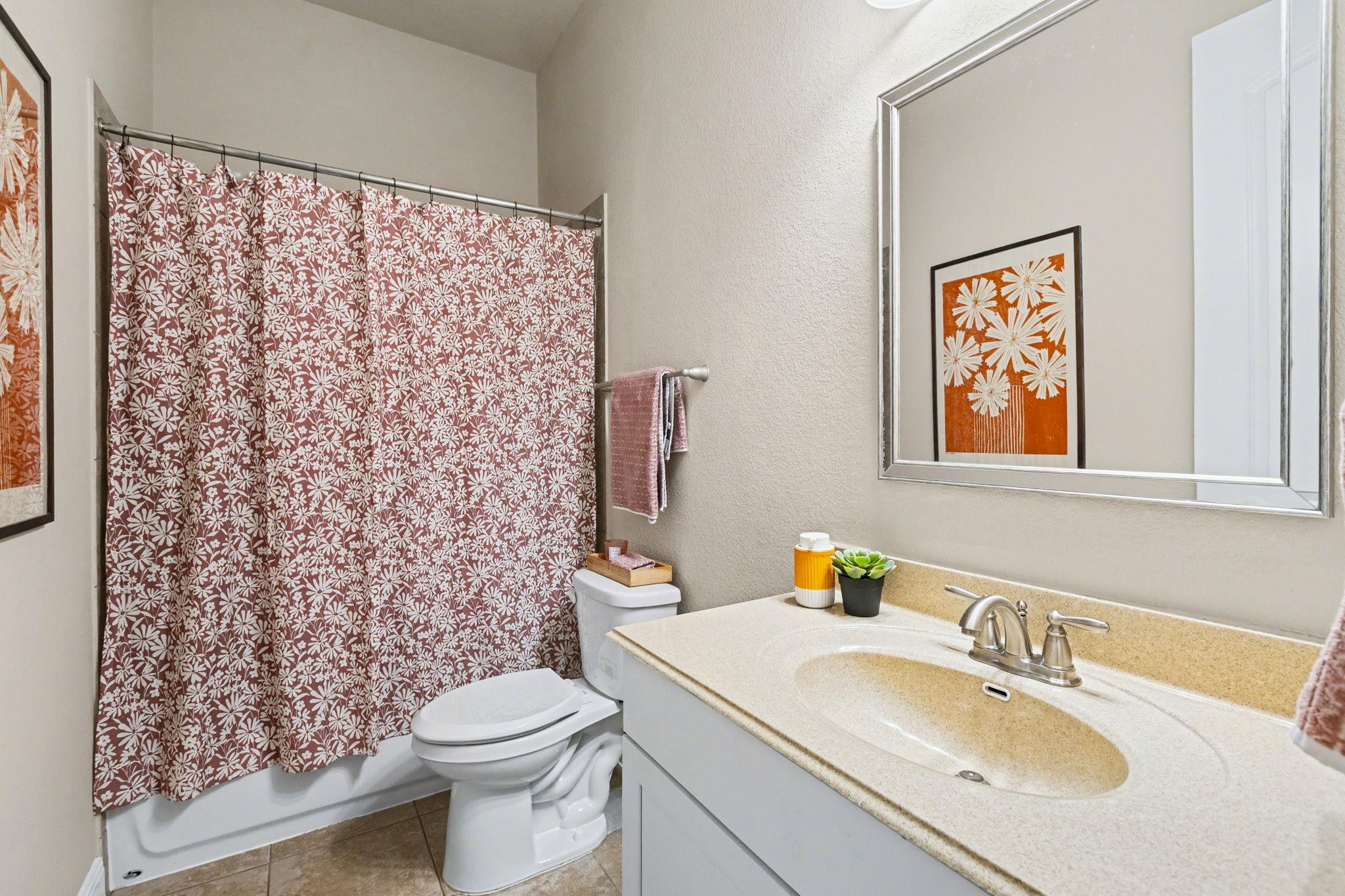 549 Clear Springs HOLW