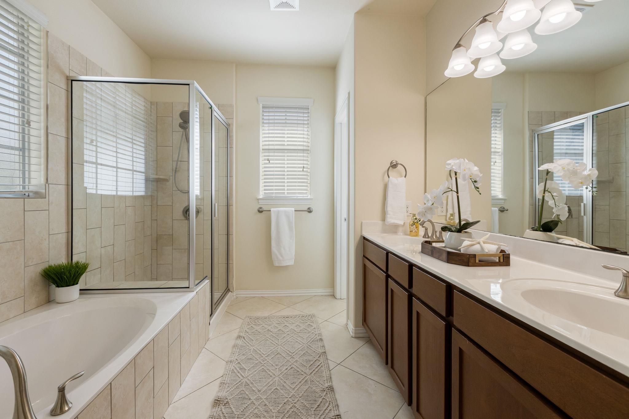 6715 Windrift WAY # 20, Austin Unit: 20