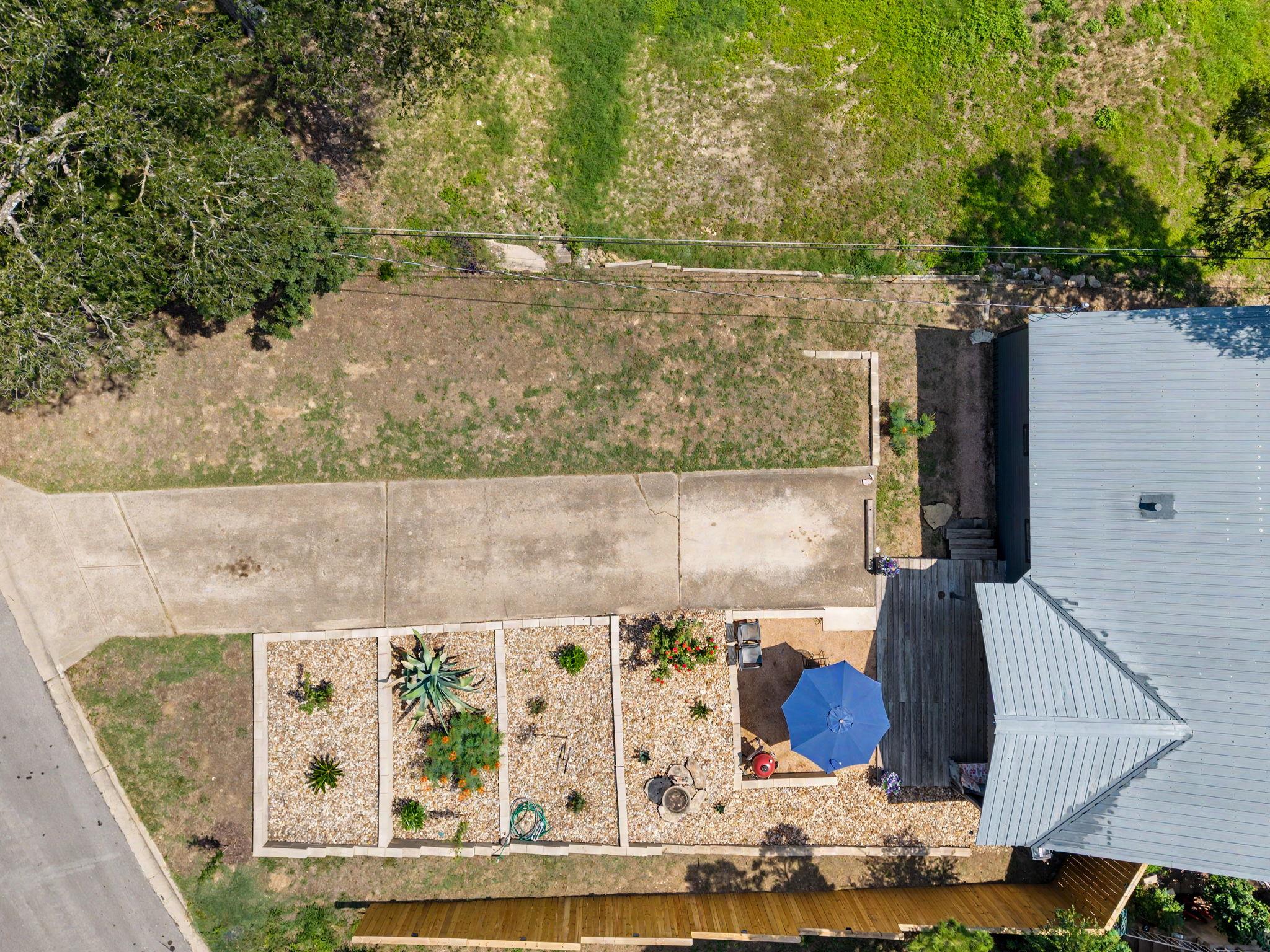 717 Brownlee CIR