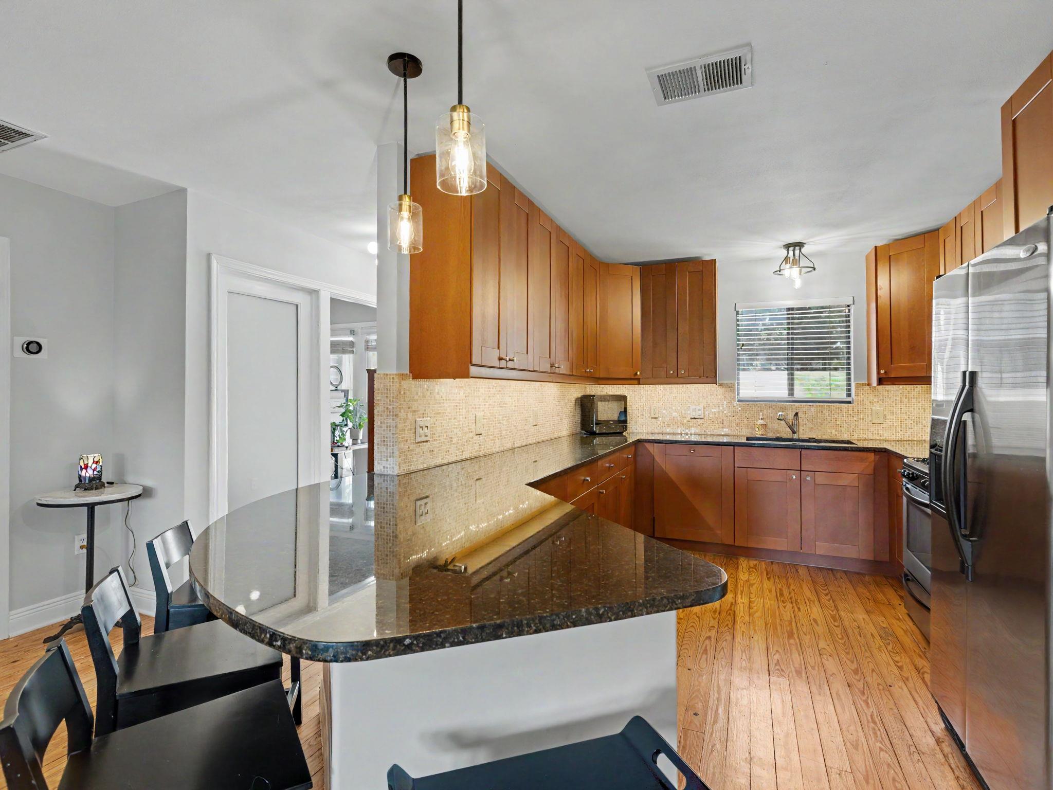 717 Brownlee CIR