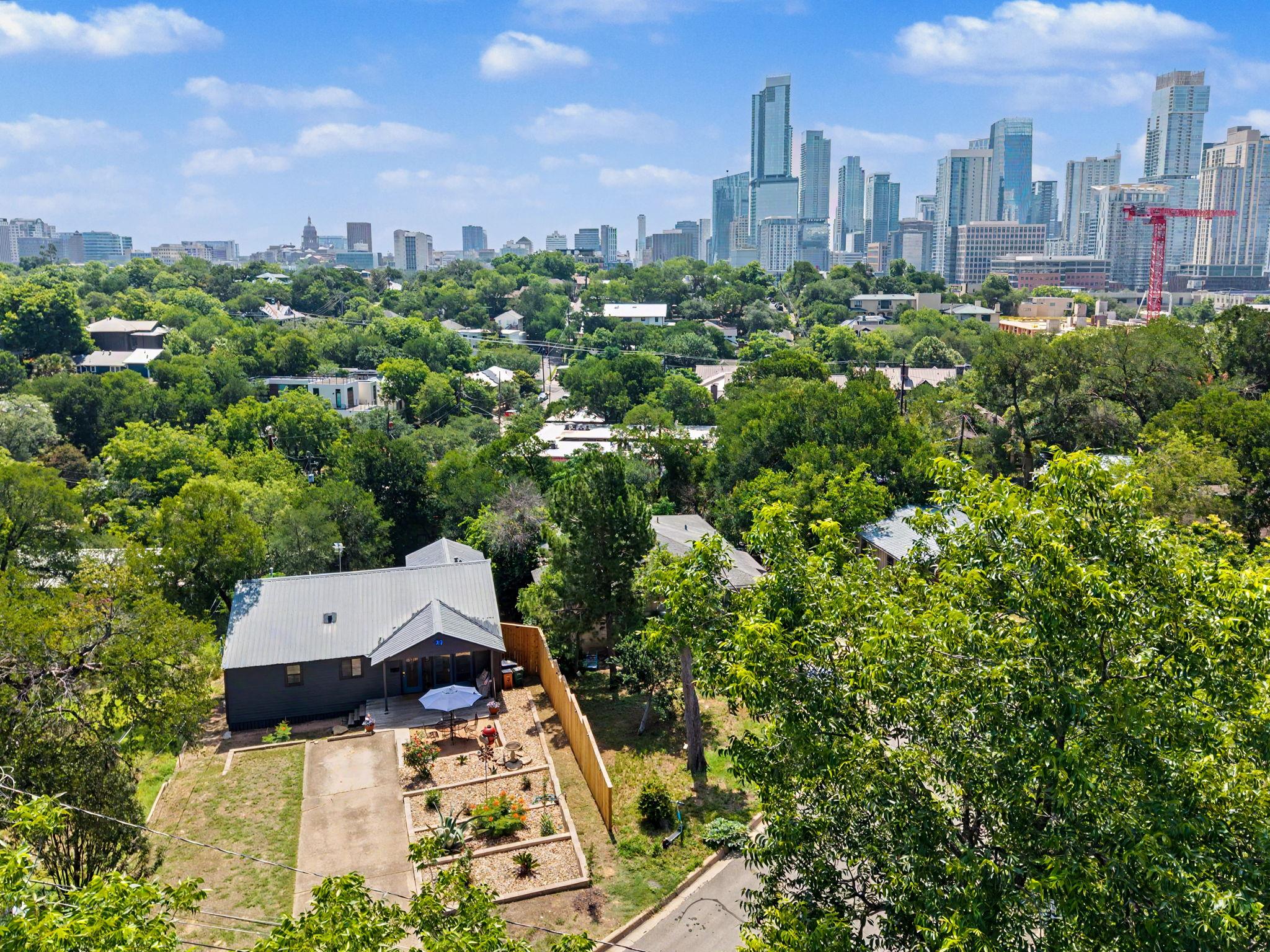 717 Brownlee CIR