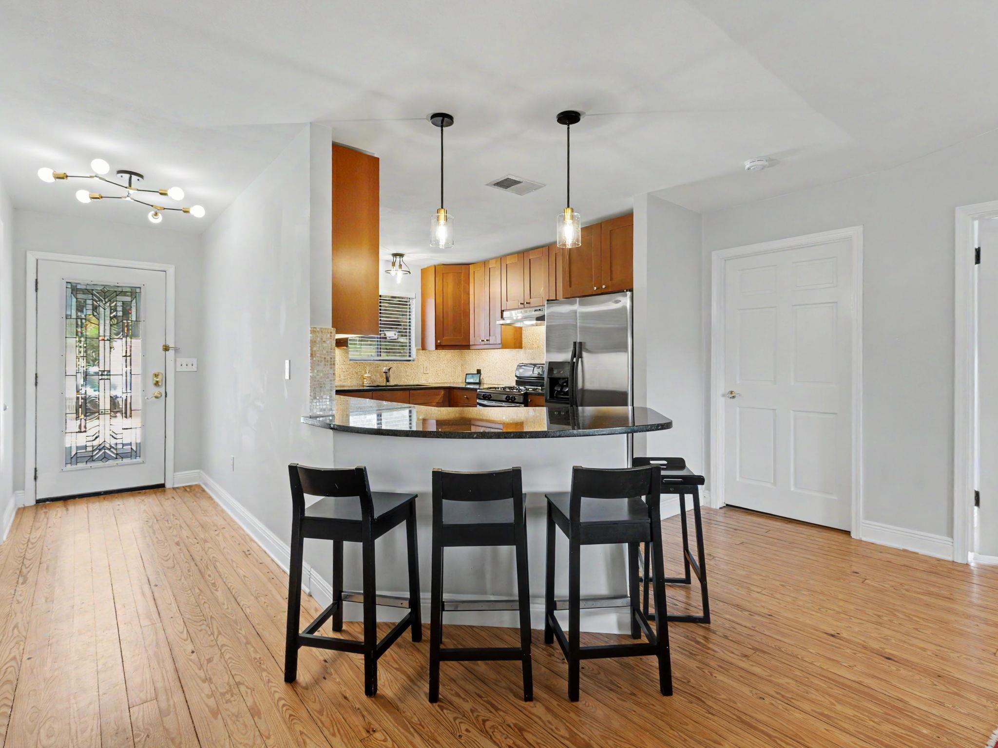 717 Brownlee CIR