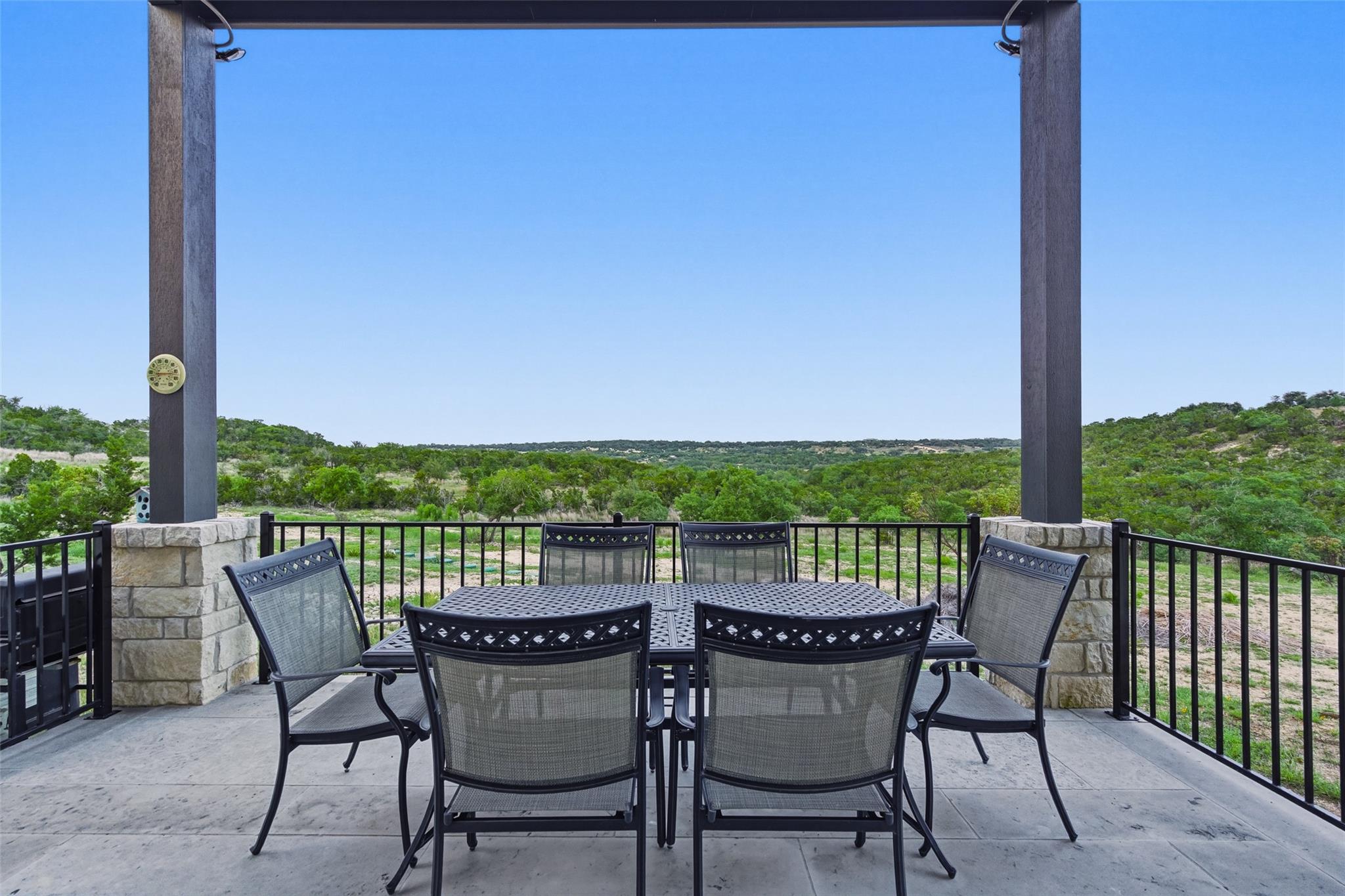 598 Lookout Mountain RD