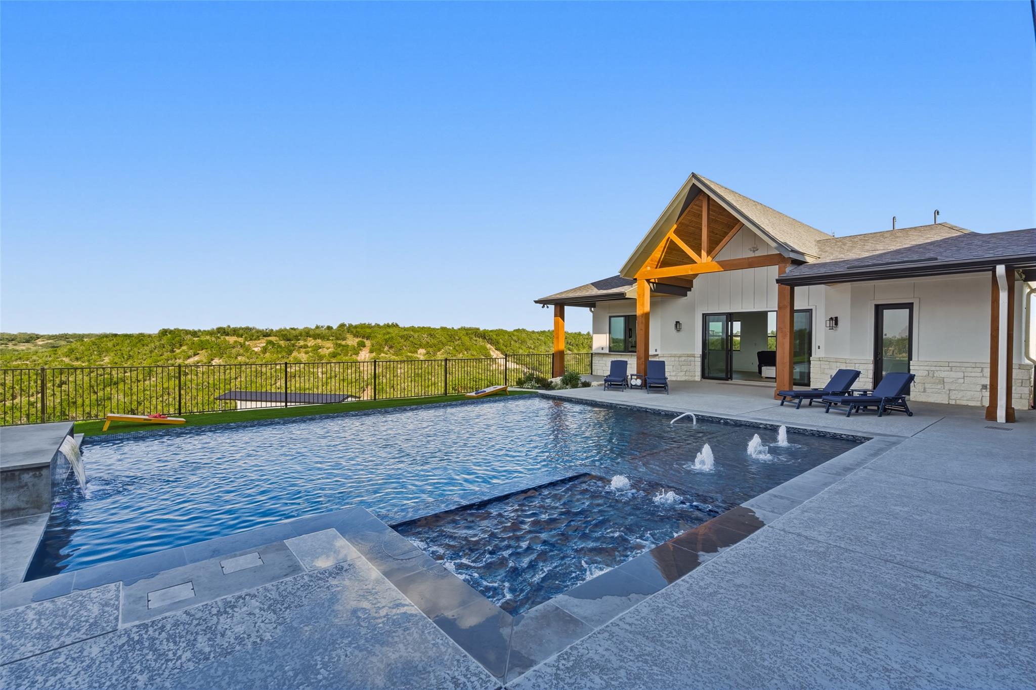 598 Lookout Mountain RD