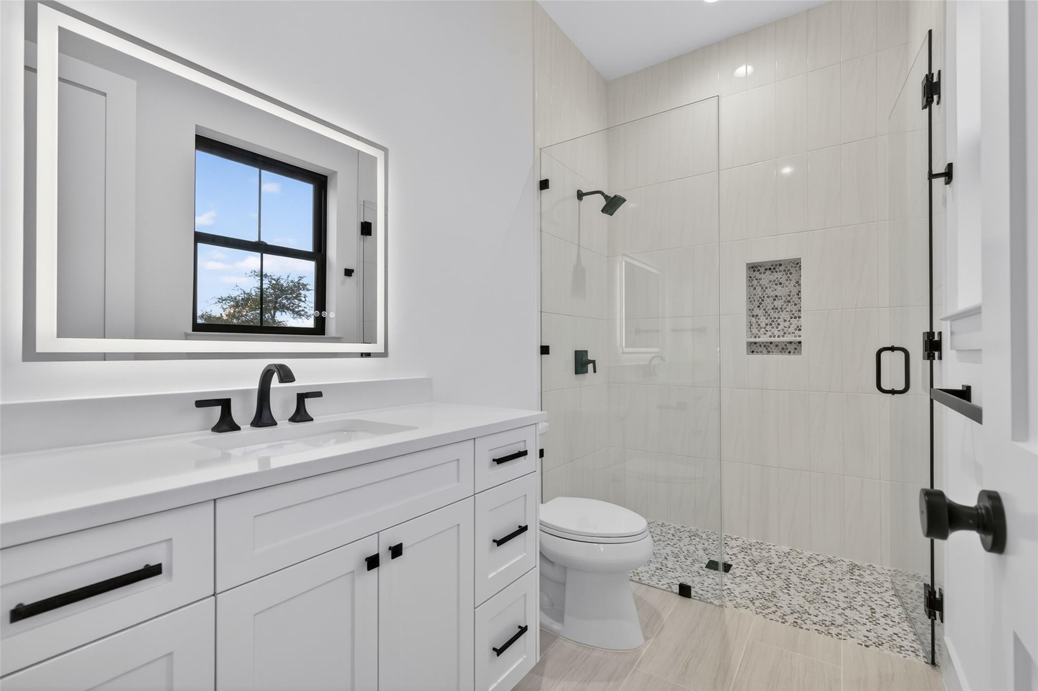598 Lookout Mountain RD