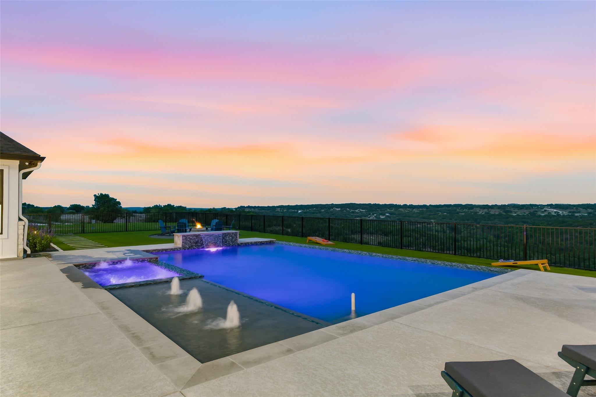 598 Lookout Mountain RD
