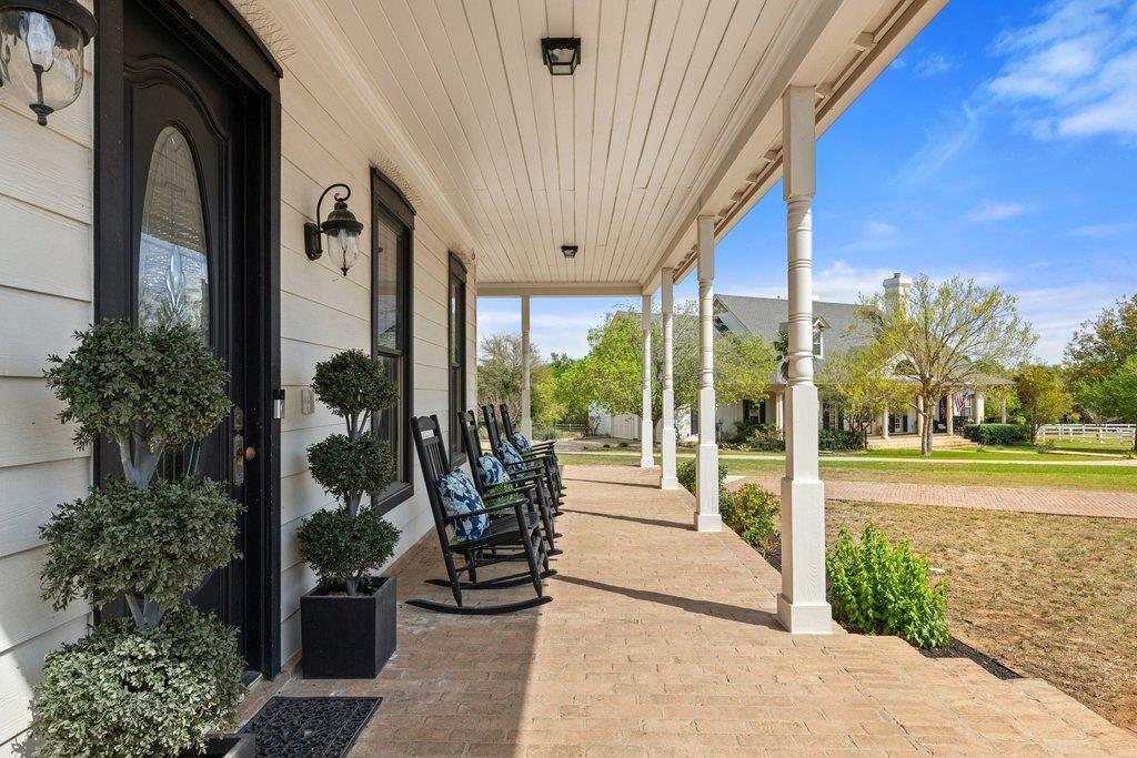 167 Vincas Shadow CT