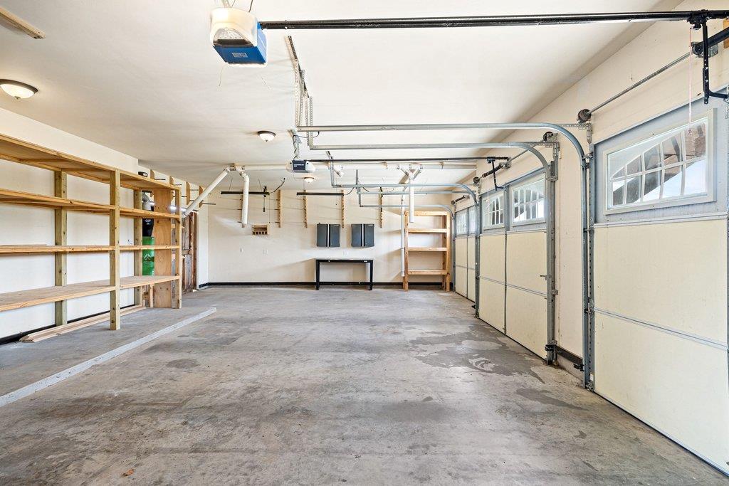 167 Vincas Shadow CT