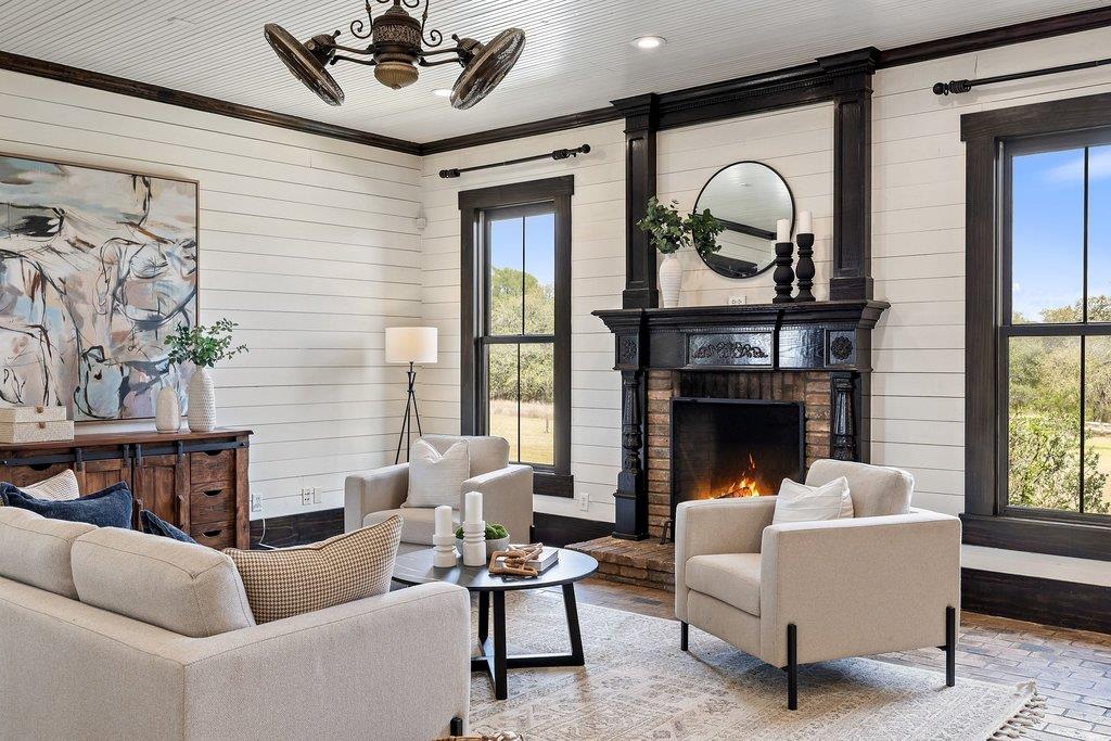 167 Vincas Shadow CT