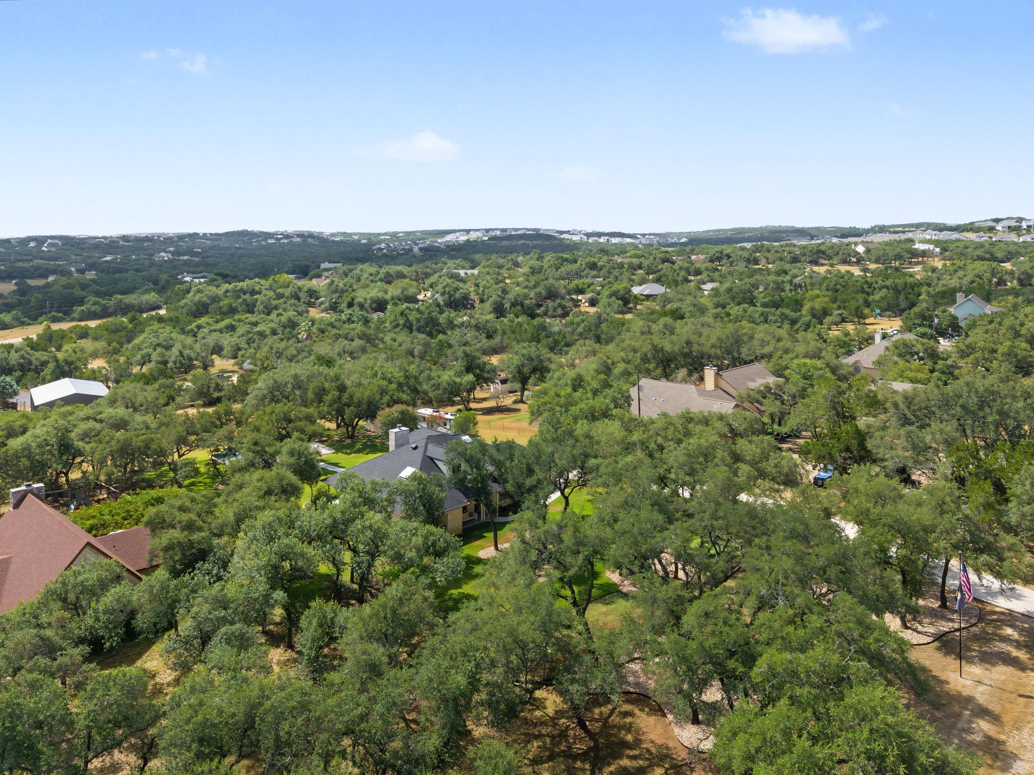 607 Bending Oak DR