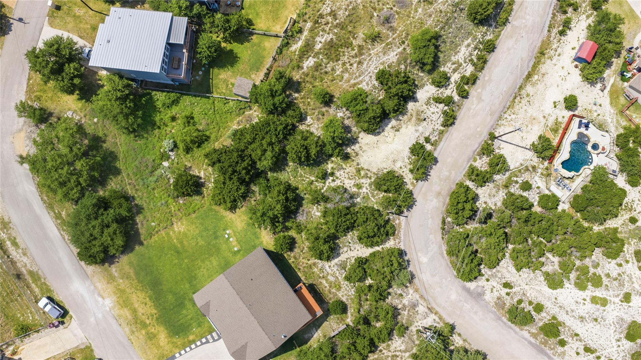10704 Lake Park DR