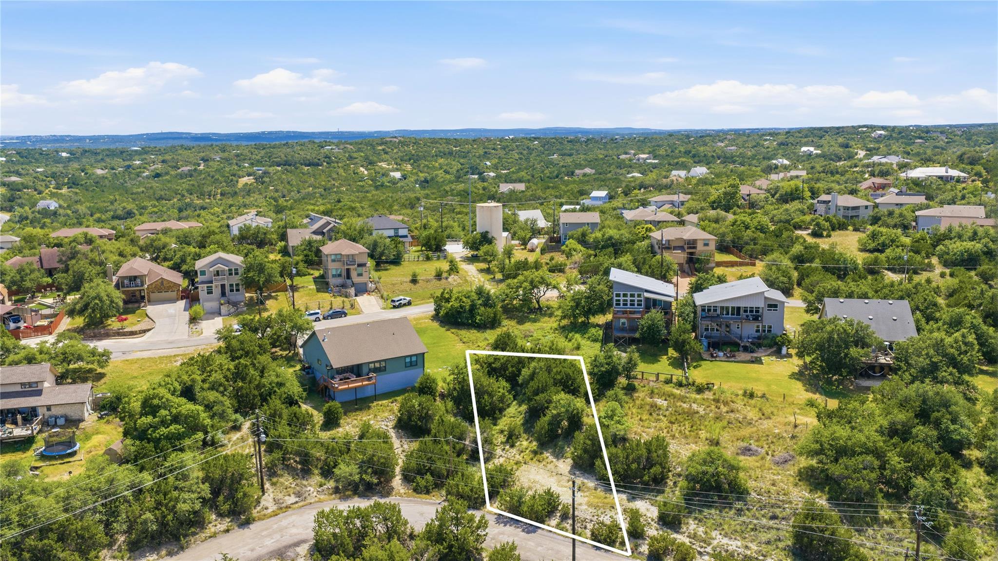 10704 Lake Park DR