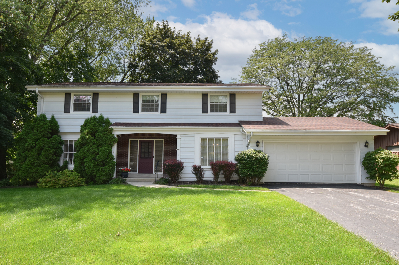 8615 N Greenvale Rd
