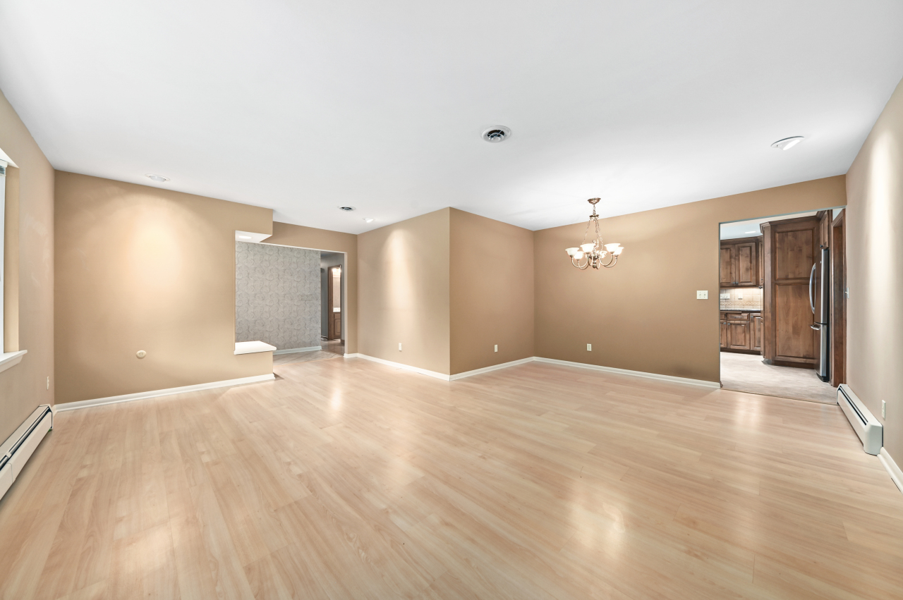 3405 Wilshire Rd