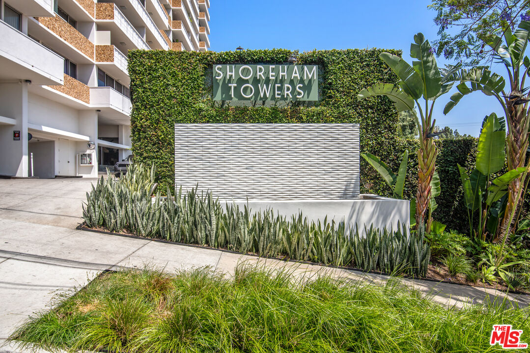 8787 SHOREHAM DR Unit: B6