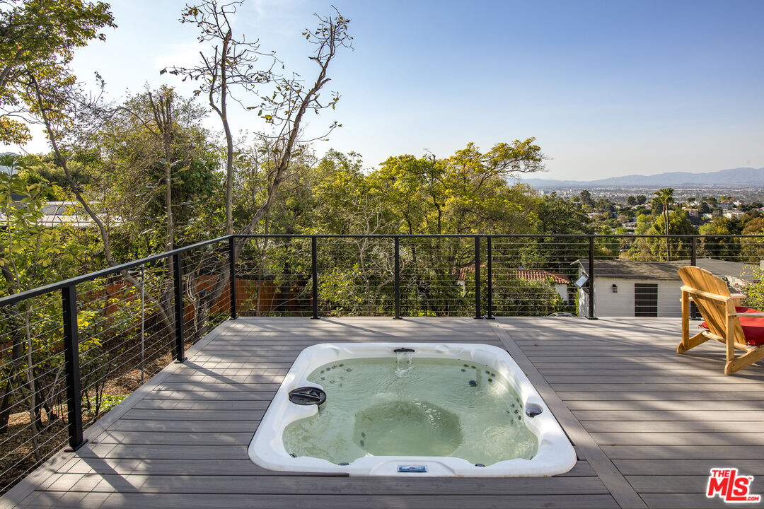 3345 Wonder View Dr