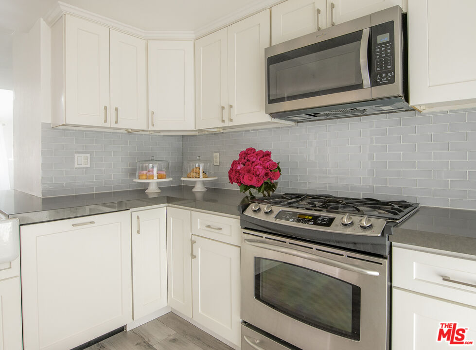 38 Sea Island Dr