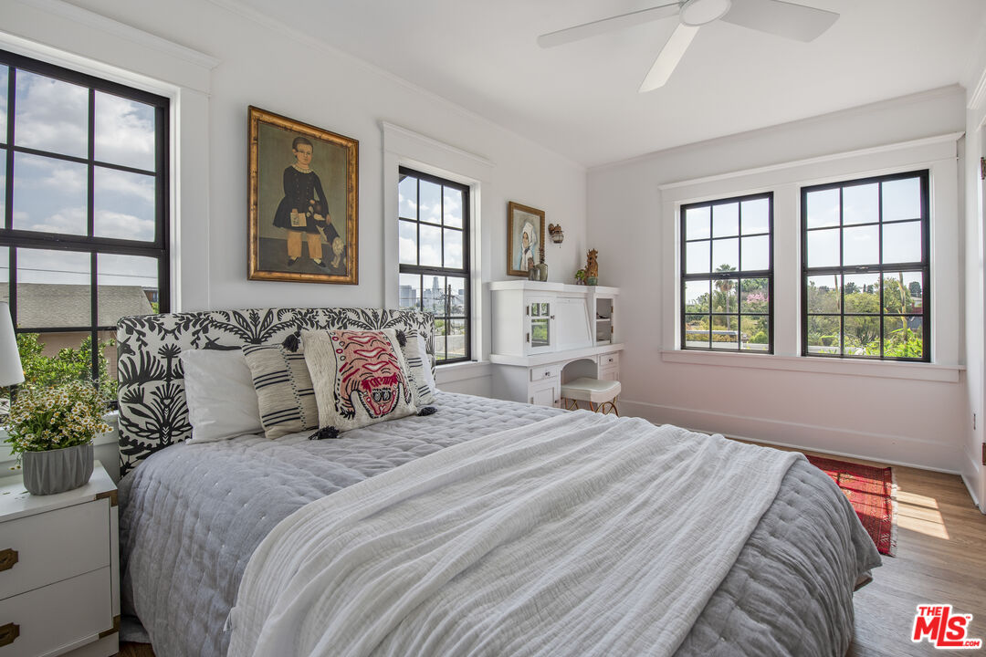 1114 Coronado Ter