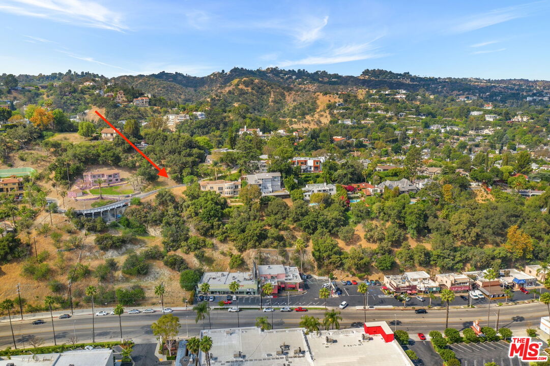 4036 Sunswept Dr