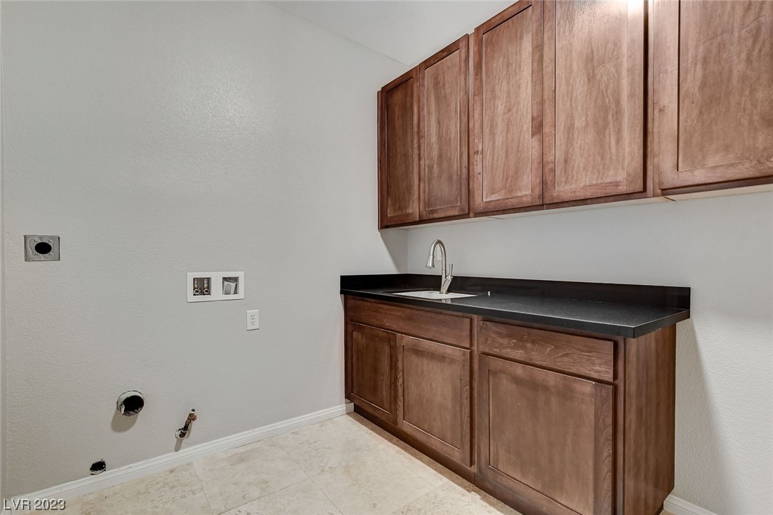 9308 Harrow Rock Street