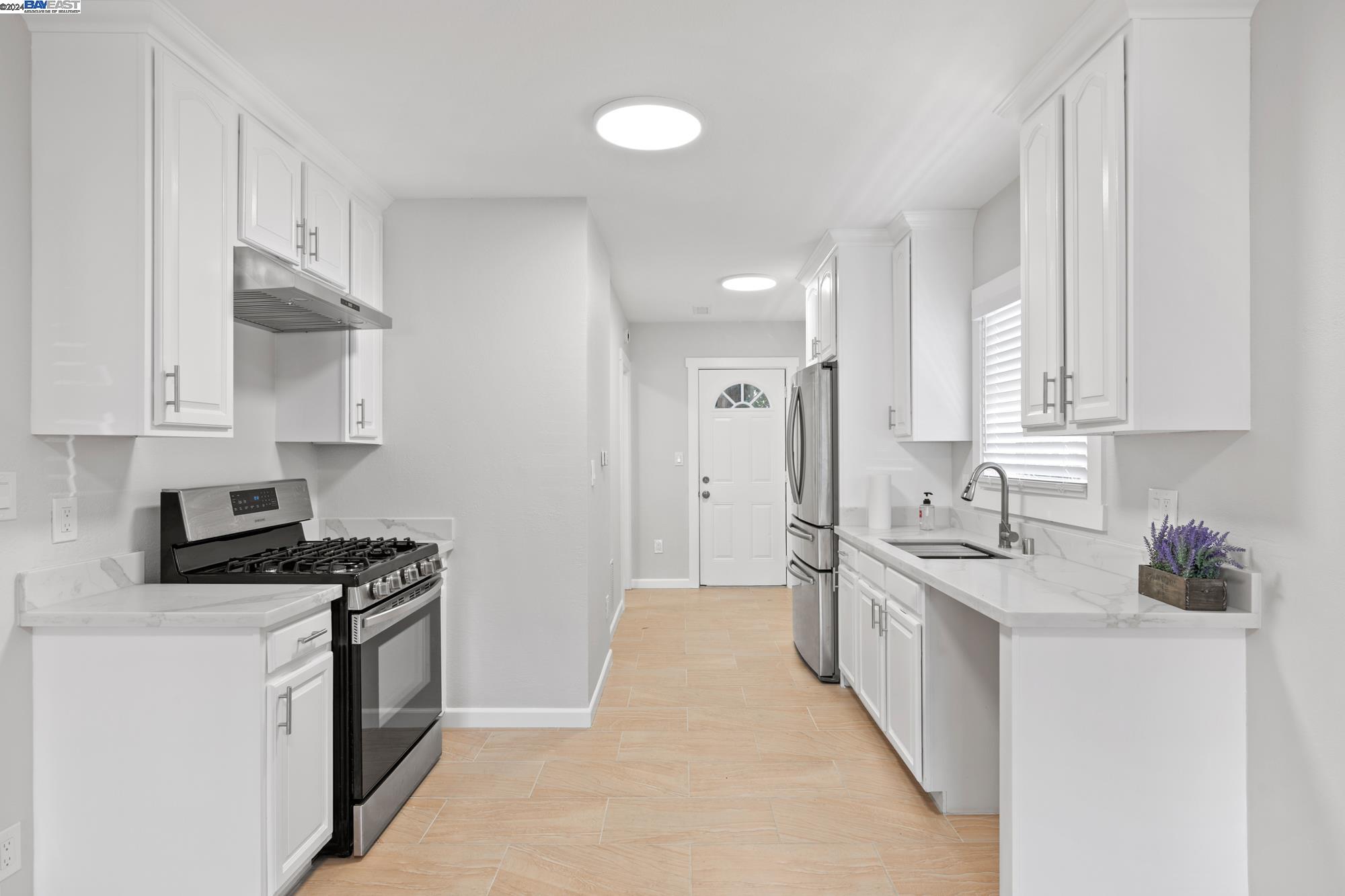 1119 Seminary Ave, Oakland