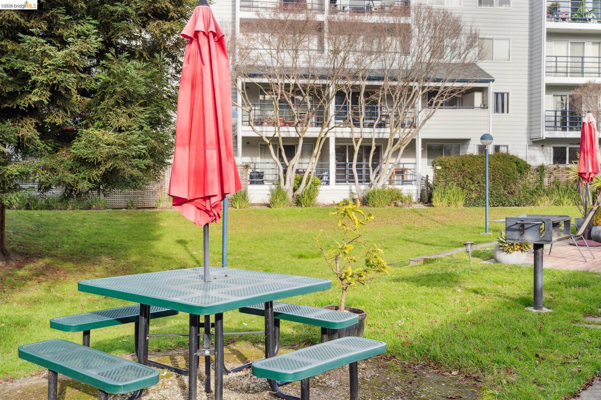 1205 Melville Square # 108