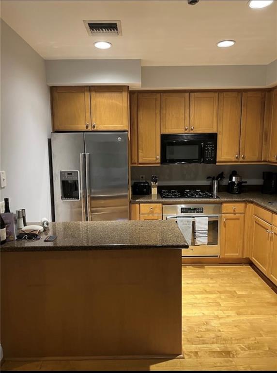 920 POEYFARRE Street #PH17