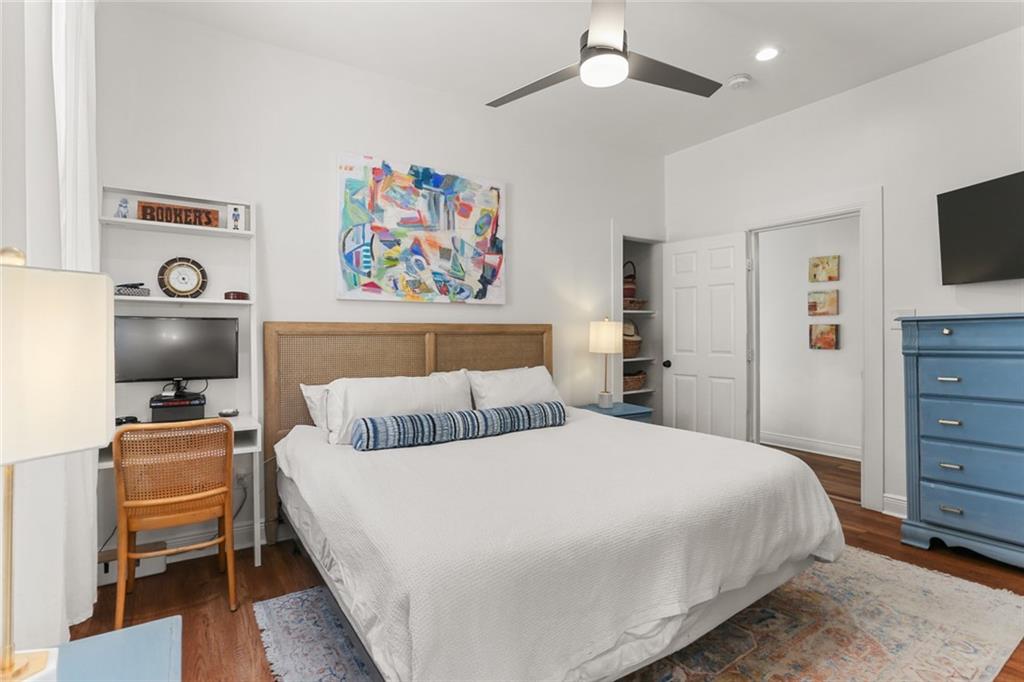 1928 DELACHAISE Street