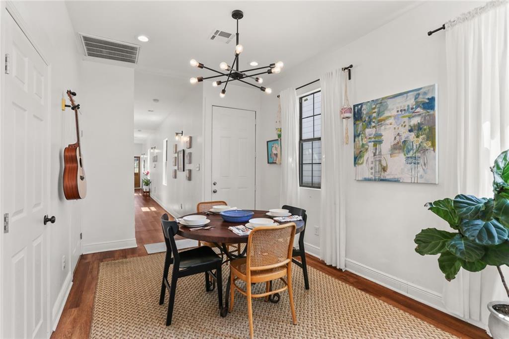 1928 DELACHAISE Street