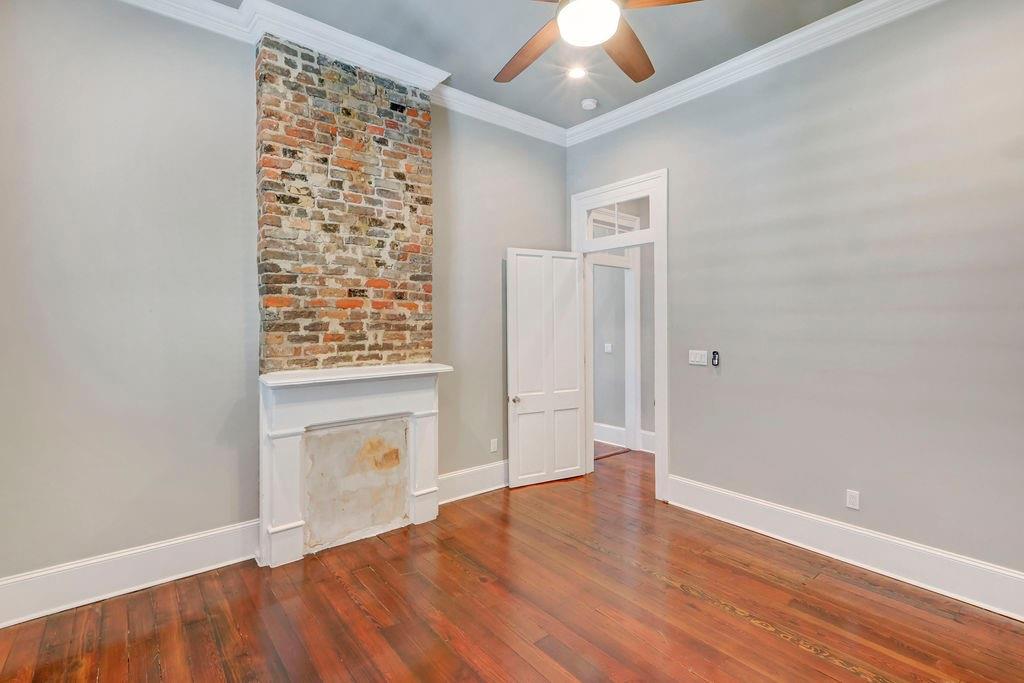 919 N DORGENOIS Street