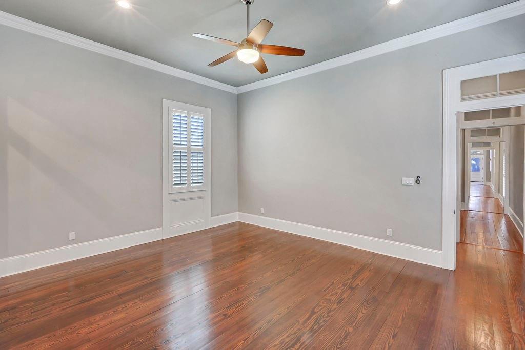 919 N DORGENOIS Street