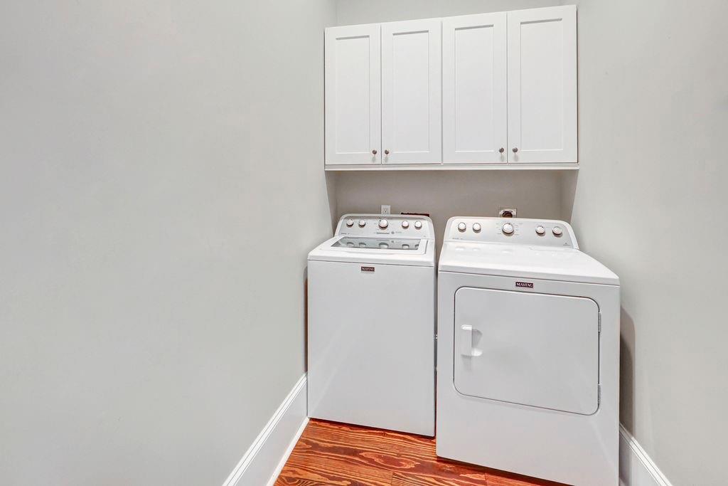 919 N DORGENOIS Street