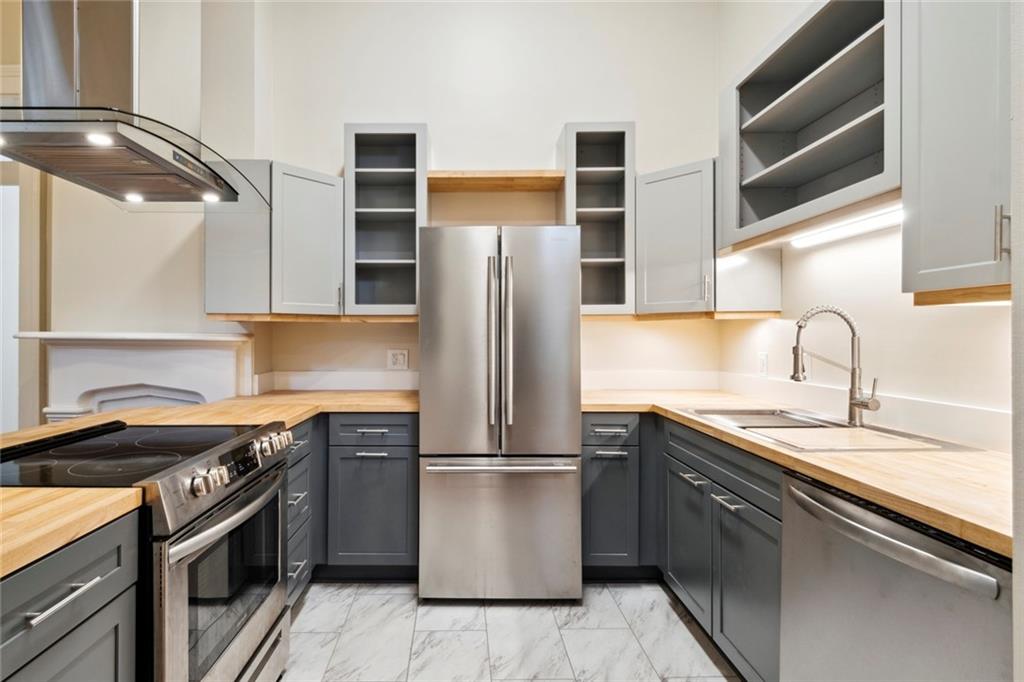 926 SAINT LOUIS Street 3