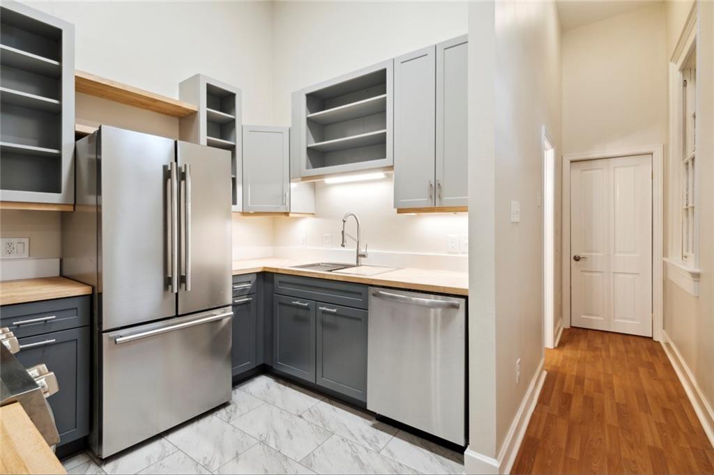 926 SAINT LOUIS Street 3