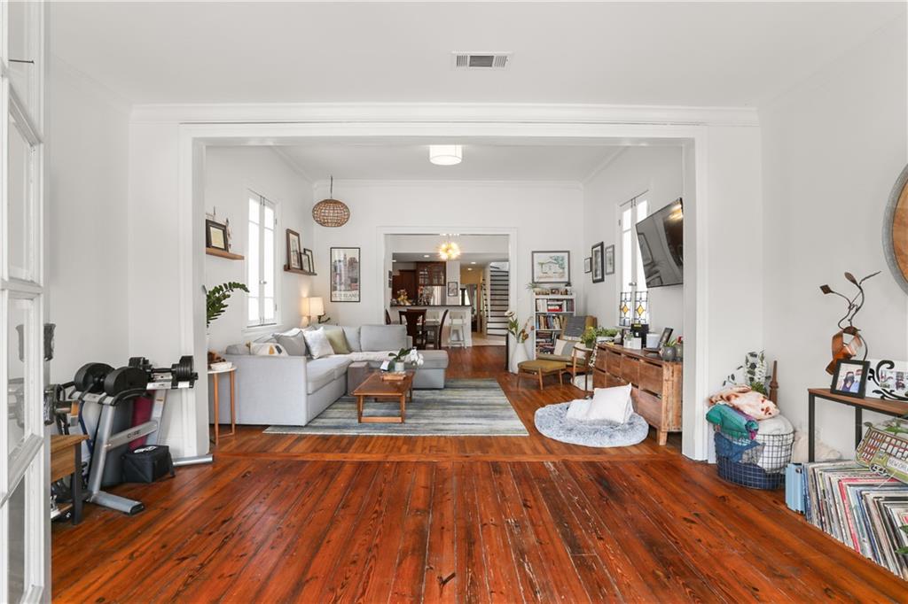 4719 CHESTNUT Street