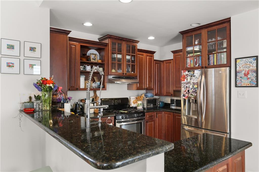 4719 CHESTNUT Street