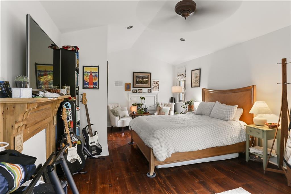 4719 CHESTNUT Street