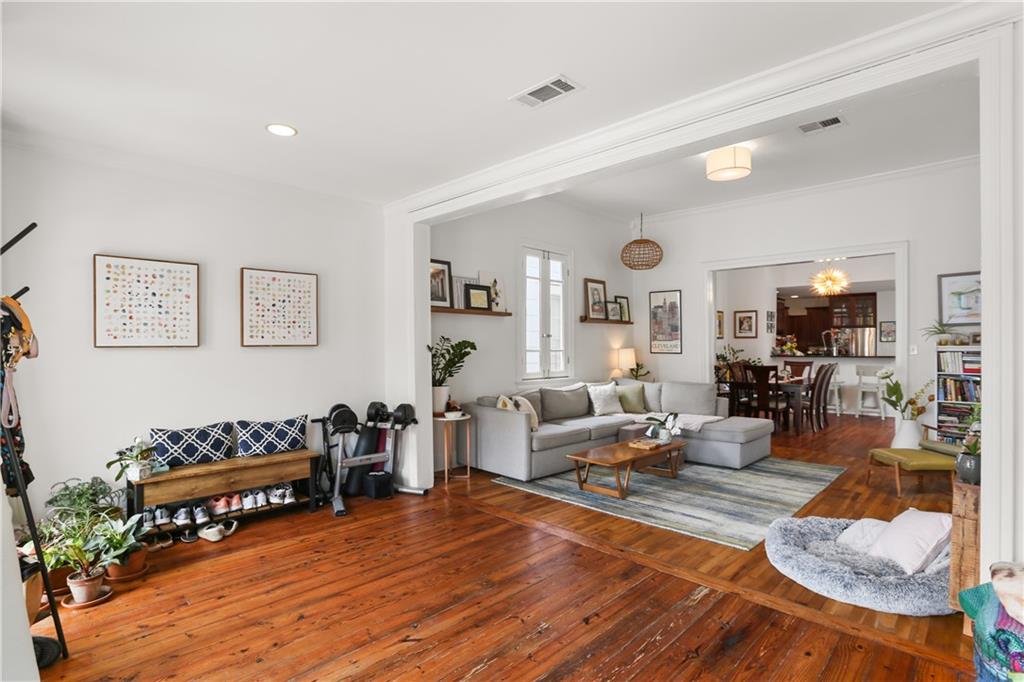 4719 CHESTNUT Street