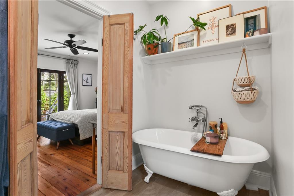 4719 CHESTNUT Street