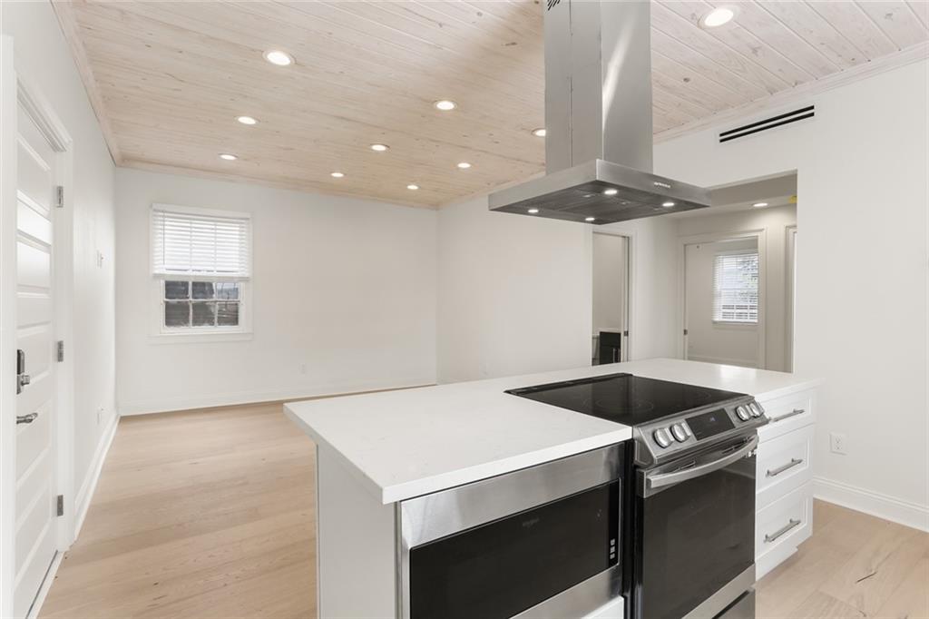 5529 MAGAZINE Street B